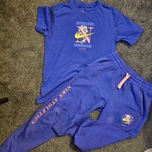 2 pc Nike sportswear club